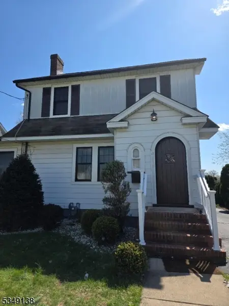 21 Ivanhoe Ave, Somerville Boro, NJ 08876