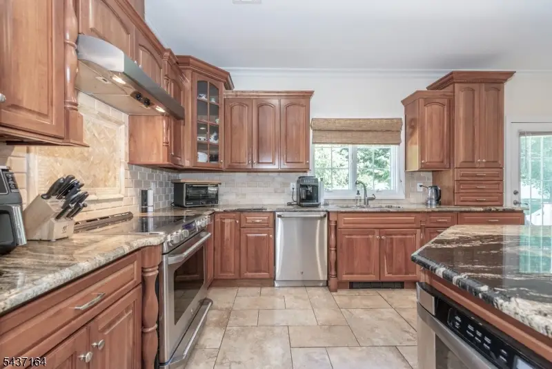 89 Clinton Ave, Budd Lake, NJ 07828 - #2