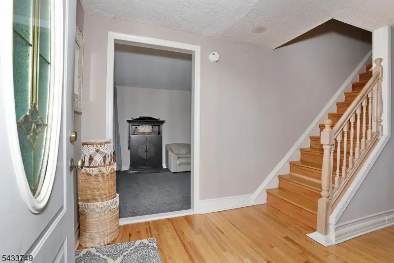 153 Bergen Ave, Waldwick, NJ 07463 - #3
