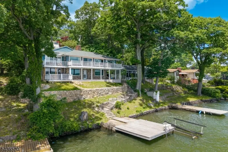 40 Ithanell Rd, Hopatcong, NJ 07843 - #1