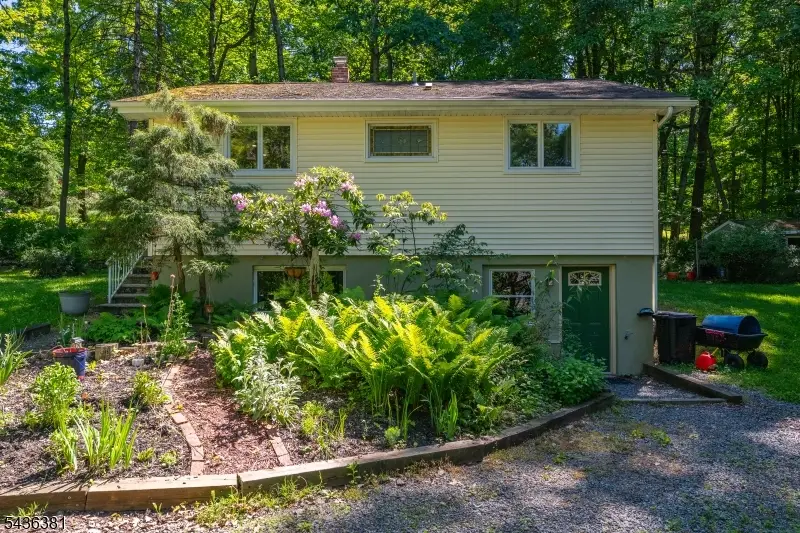 35 Windy Bush Ln, Sparta, NJ 07871 - #2