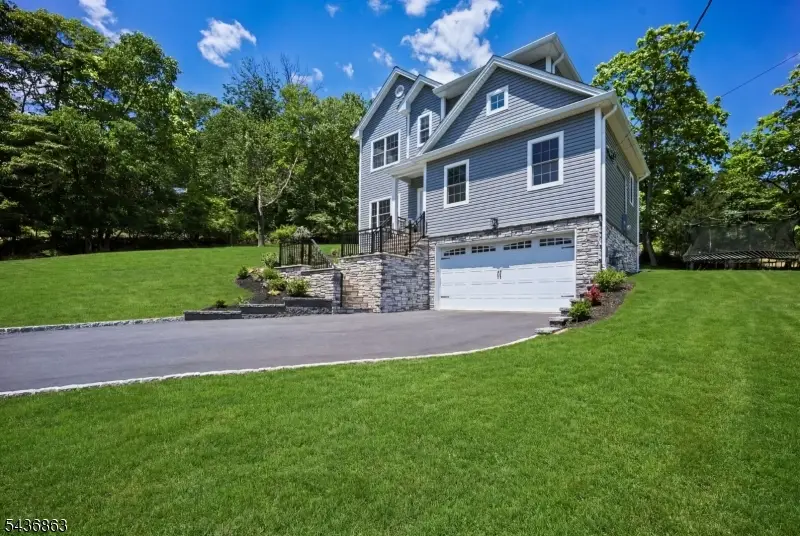 518-520 Cardinal Ln, Green Brook, NJ 08812 - #3