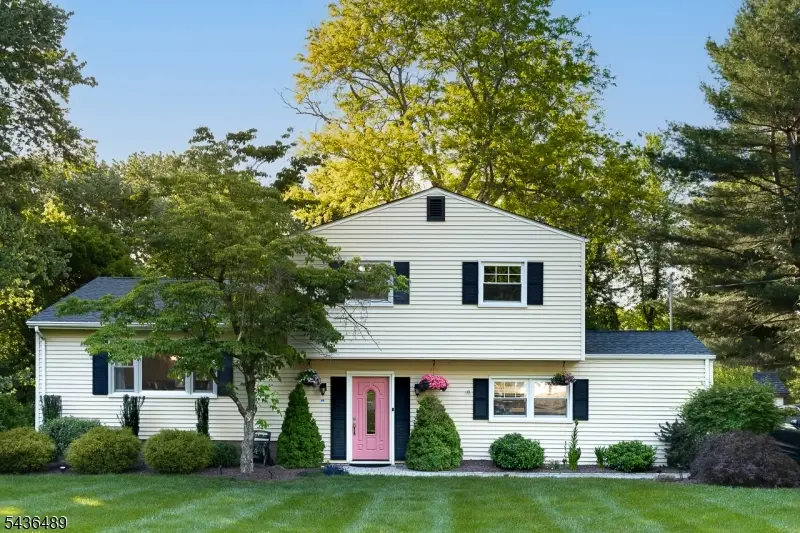 9 Lexington Rd, Bernards, NJ 07920 - #1
