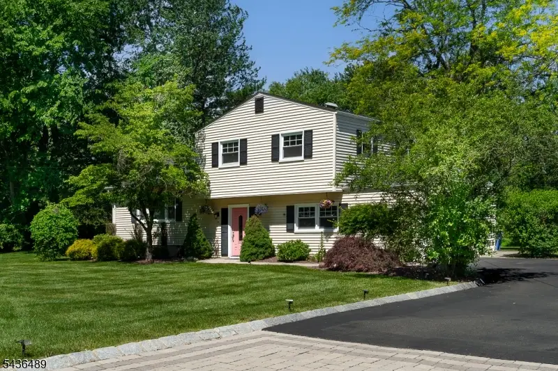 9 Lexington Rd, Bernards, NJ 07920 - #2