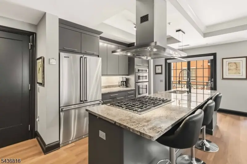 40 West Park Place Unit 305 #305, Morristown, NJ 07960 - #3