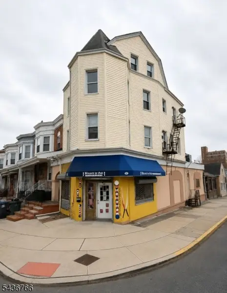 101 Eaton Pl, East Orange City, NJ 07017