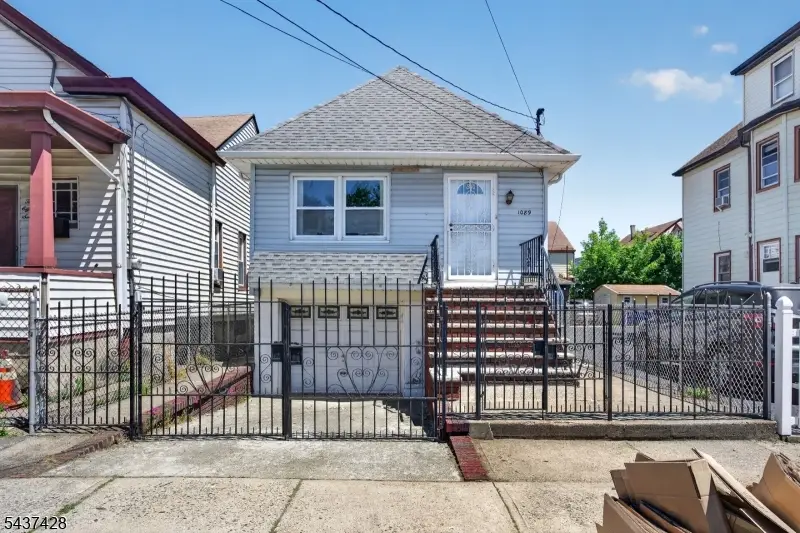 1089 E 23rd St, Paterson, NJ 07513 - #2
