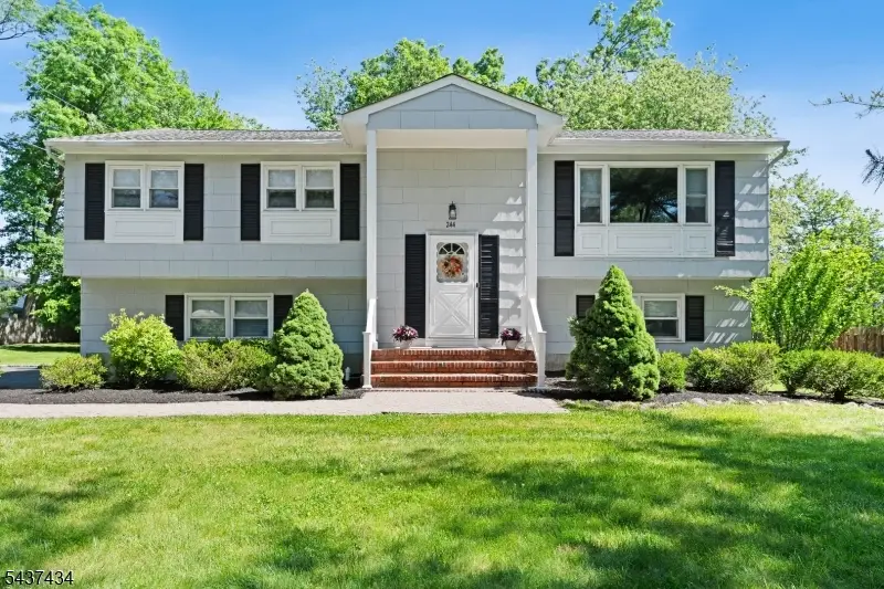 244 Malapardis Rd, Cedar Knolls, NJ 07927 - #1