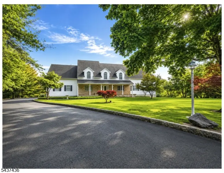905 Kip Ln, Neshanic Station, NJ 08853 - #2