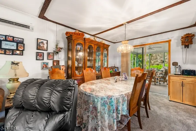 19 Fordham Trl, Hopatcong, NJ 07843 - #3