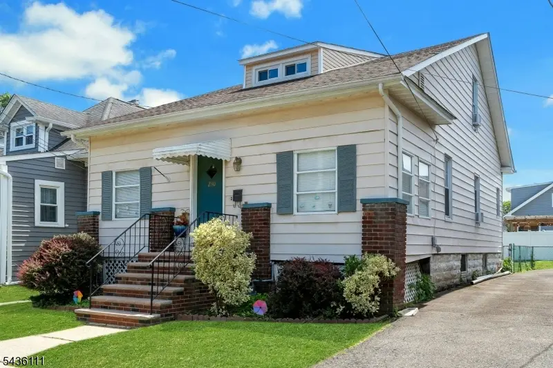 230 Sherman Ave, Roselle Park, NJ 07204 - #2