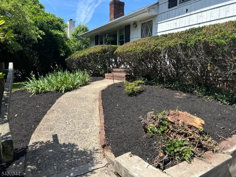 71 Walnut Ave, Franklin, NJ 08873 - #2