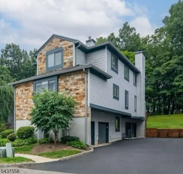 39 Overlook Dr #39, Independence, NJ 07840 - #3