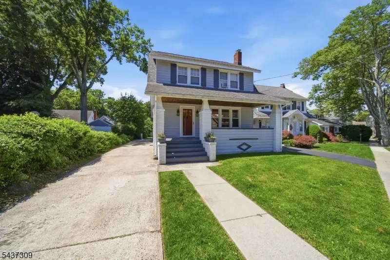 374 Diamond Bridge Ave, Hawthorne, NJ 07506 - #2