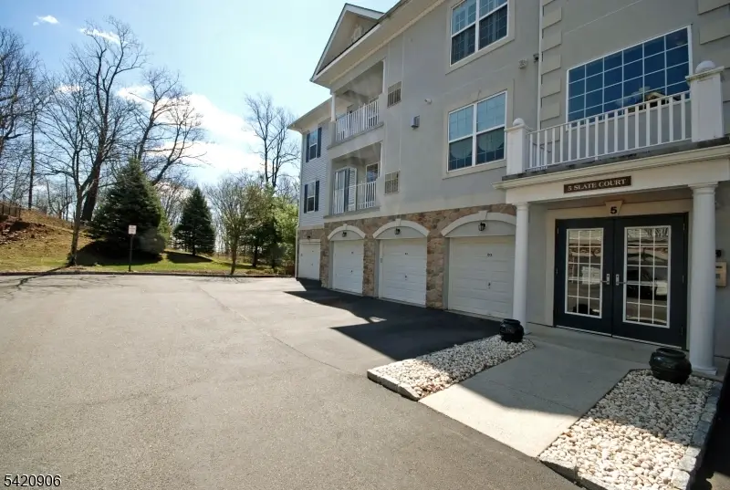 5 Slate Ct #A3, Woodland Park, NJ 07424 - #1