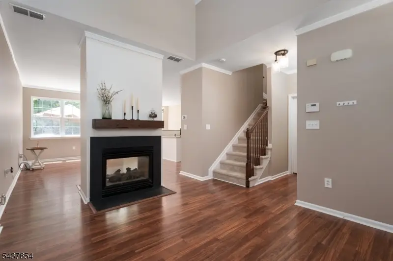 8 Scarlet Oak Dr, Montgomery, NJ 08540 - #2