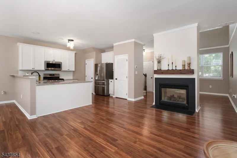 8 Scarlet Oak Dr, Montgomery, NJ 08540 - #3