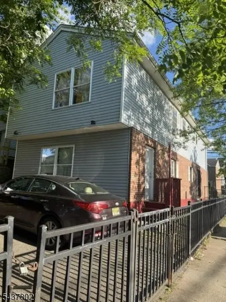 586 15th Ave, Newark, NJ 07103 - #3