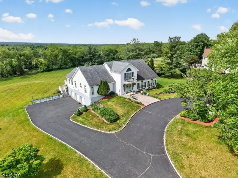 103 Oak Crest Dr, Neshanic Station, NJ 08853 - #1