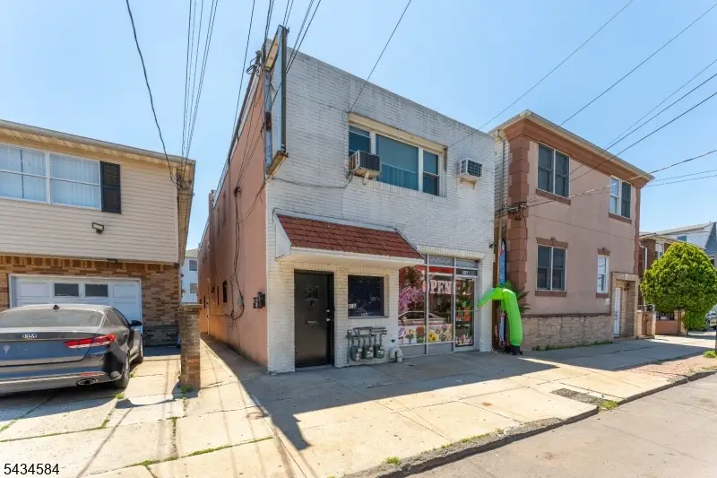416 S 5th St, Elizabeth, NJ 07206 - #2