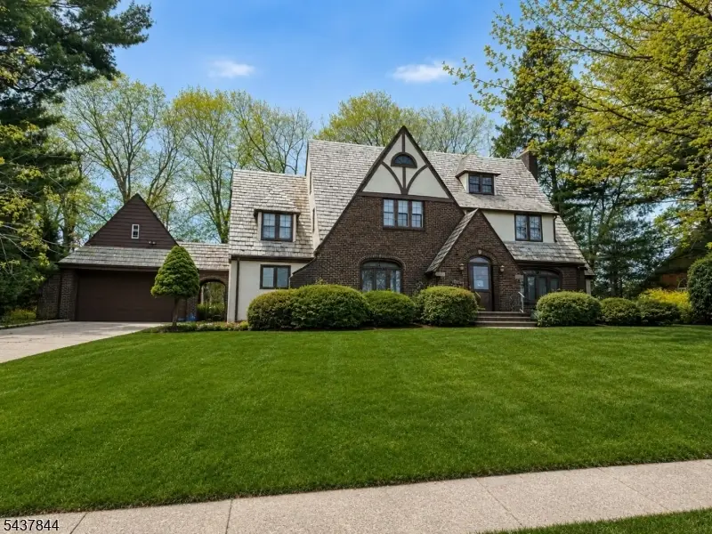 38 Alexander Ave, Nutley, NJ 07110 - #1