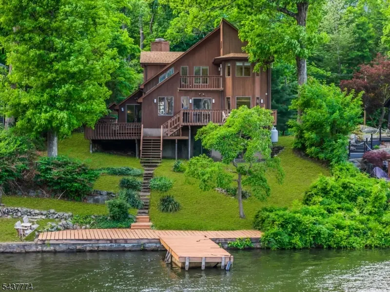 209 Squaw Trl, Hopatcong, NJ 07843 - #1