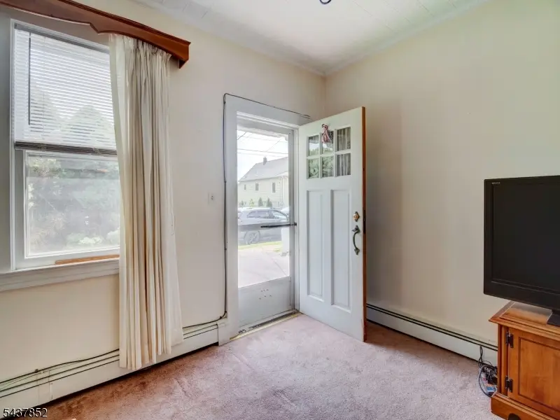 213 Kipp Ave, Elmwood Park, NJ 07407 - #3