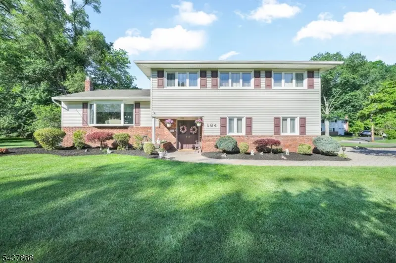 184 Andover Dr, Preakness, NJ 07470 - #1