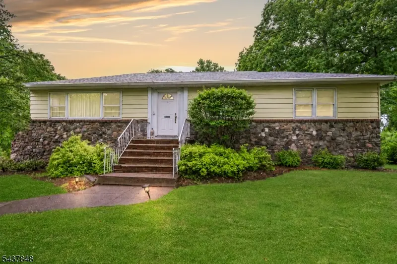 20 Manger Rd, West Orange, NJ 07052 - #1