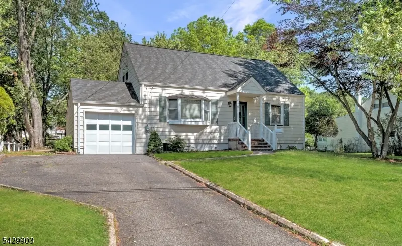 9 Park Dr, Livingston, NJ 07039 - #2