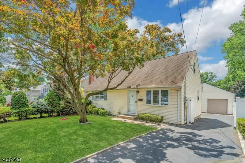 451 Chestnut St, Nutley, NJ 07110 - #1