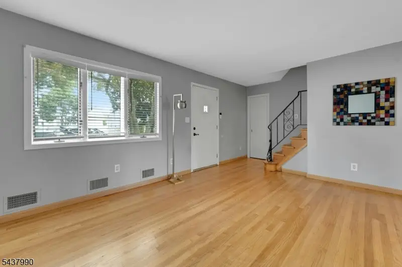 451 Chestnut St, Nutley, NJ 07110 - #3