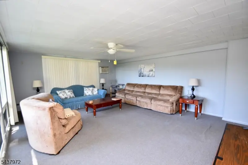2 Elm Rd, Hardyston, NJ 07419 - #3