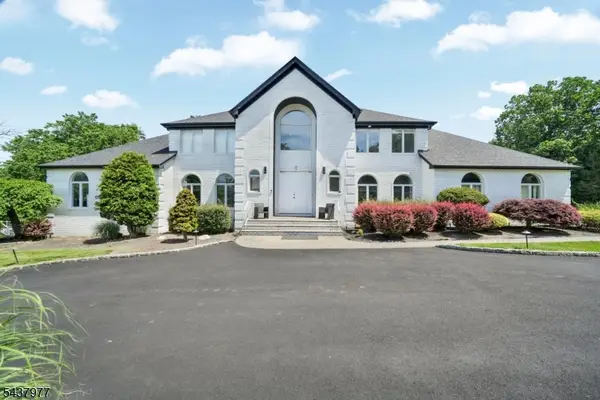 14 Woodshire Ter, Montville Twp., NJ 07082