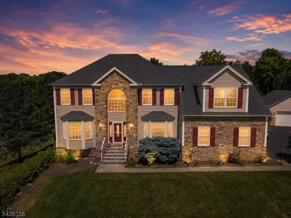413 N Prospect St, Lopatcong Twp., NJ 08865