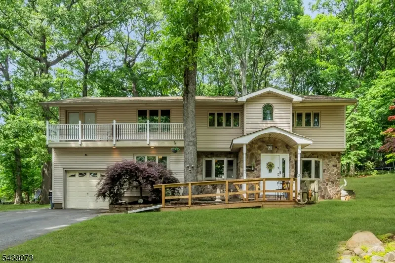3 Kadel Dr, Mount Arlington, NJ 07856 - #1