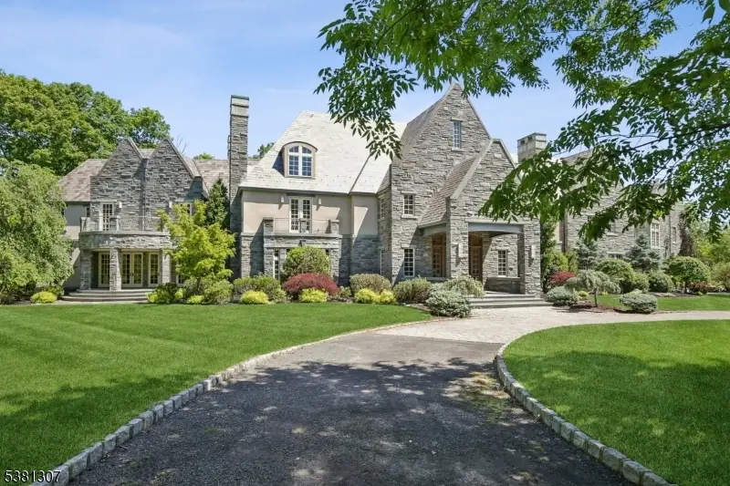 24-1 Douglass Ave, Bernardsville, NJ 07924 - #2