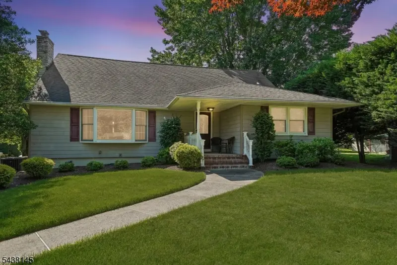 830 Raritan Rd, Scotch Plains, NJ 07076 - #1