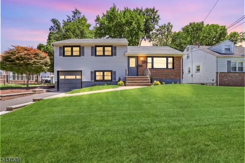 511 Locust Ave, Garwood, NJ 07027 - #1