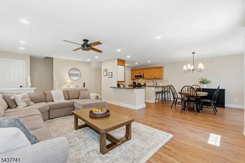 28 Mountainside Drive #28, Pompton Lakes, NJ 07442 - #3
