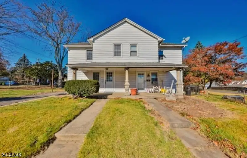 121 Henderson St, Phillipsburg, NJ 08865 - #2