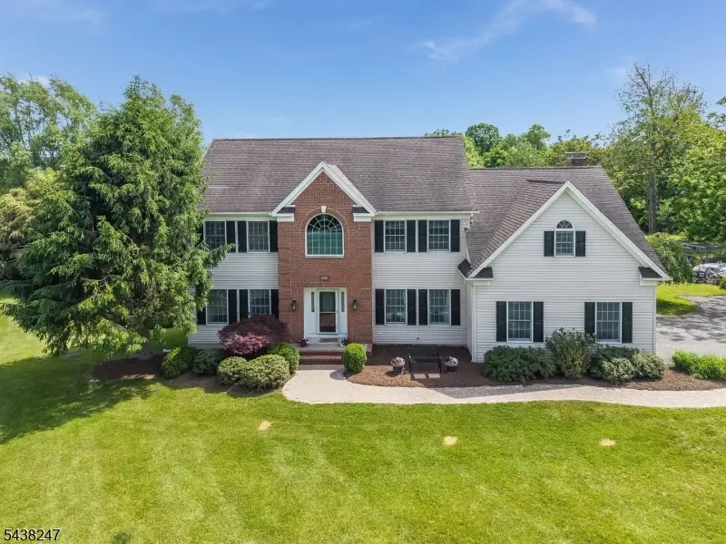 2 General Morgan Ln, Lebanon, NJ 08826 - #1