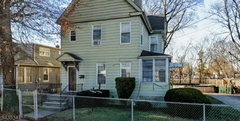 872 Leesville Ave, Rahway, NJ 07065 - #1
