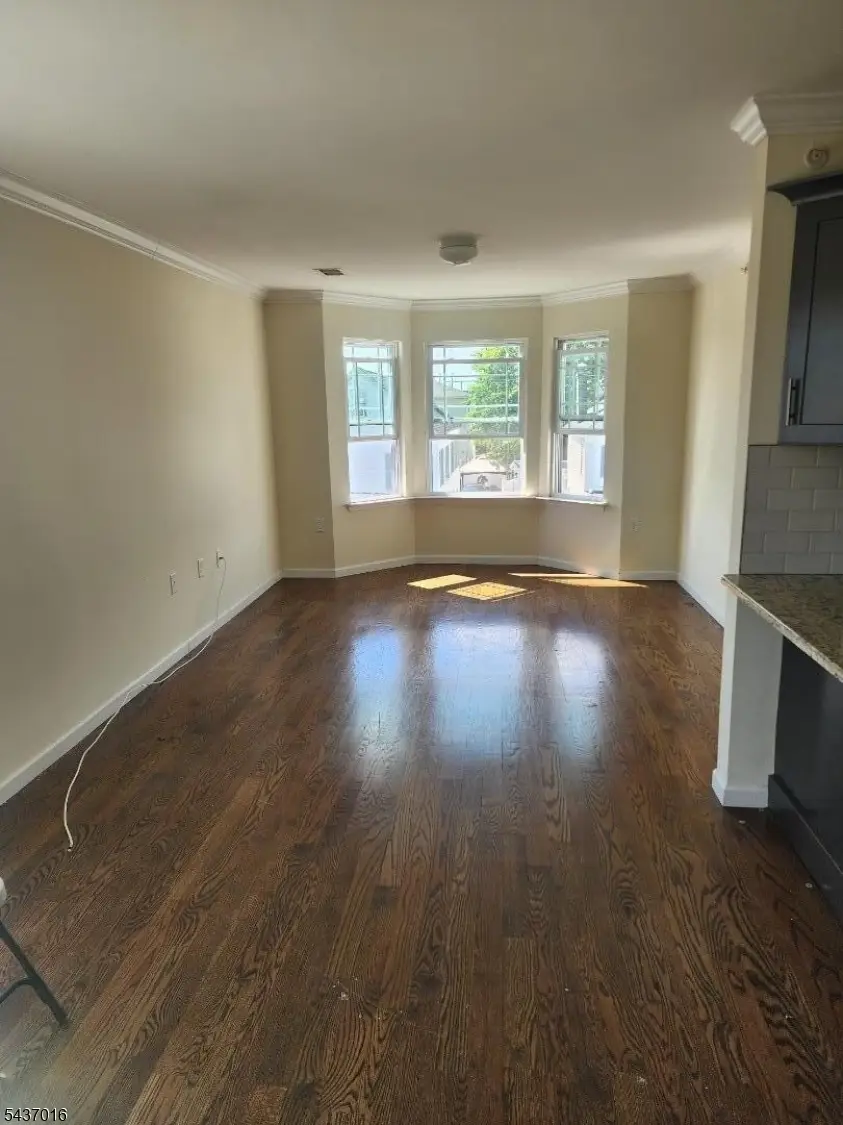 25 Amity St, Elizabeth, NJ 07202 - #3