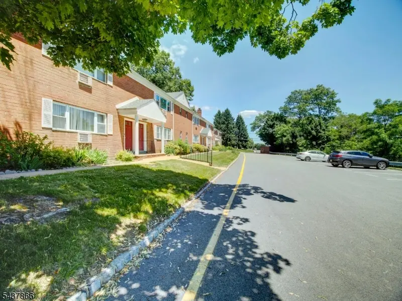 2467 State Rt 10 Bldg 17-7a, Parsippany Troy Hills, NJ 07950 - #3