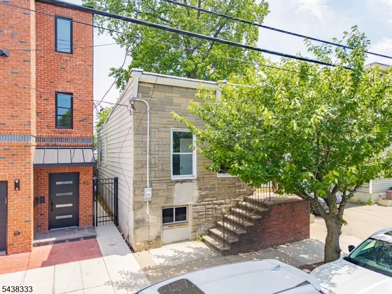 84 Heckel St, Silver Lake, NJ 07109 - #1
