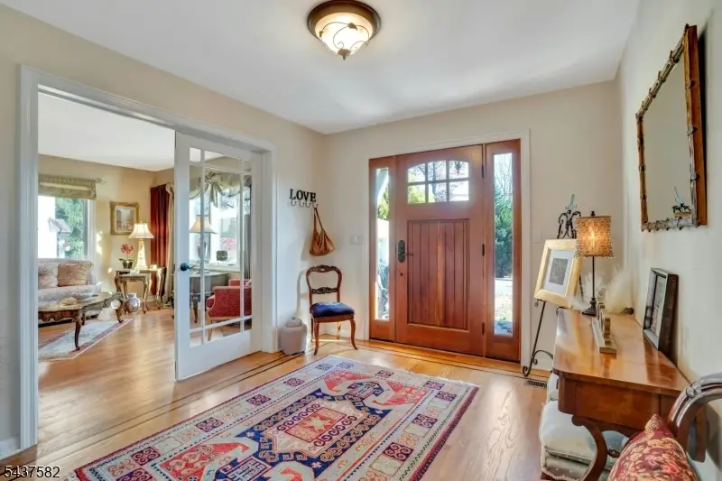 237 Cedar Ln, River Vale, NJ 07675 - #3