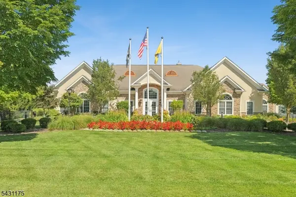 17 Lara Pl, Warren Twp., NJ 07059