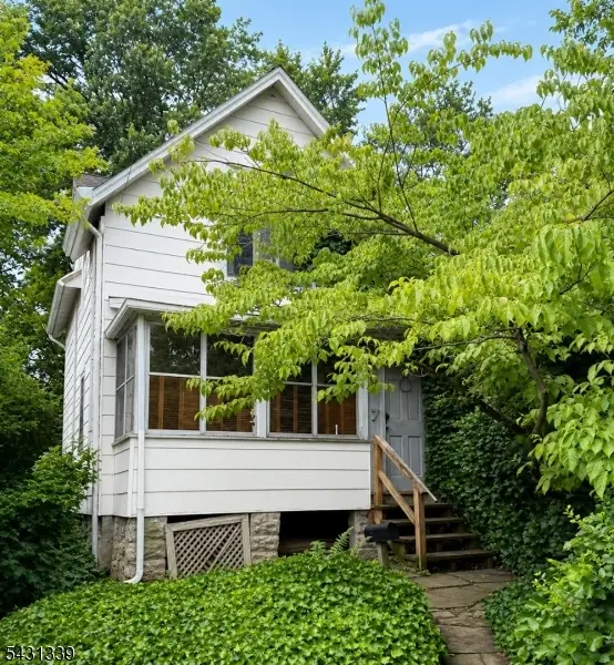 7 Talbot St, Montclair, NJ 07042 - #1
