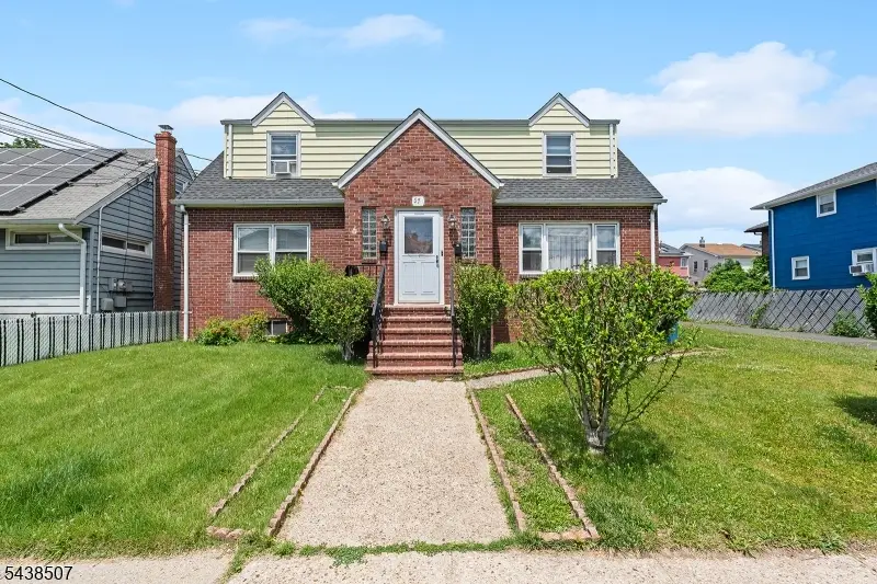 57 Devon St, North Arlington, NJ 07031 - #1